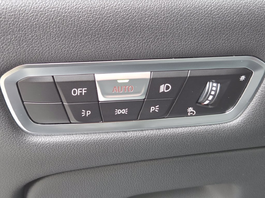 Used 2023 BMW X5 sDrive40i RWD image 19