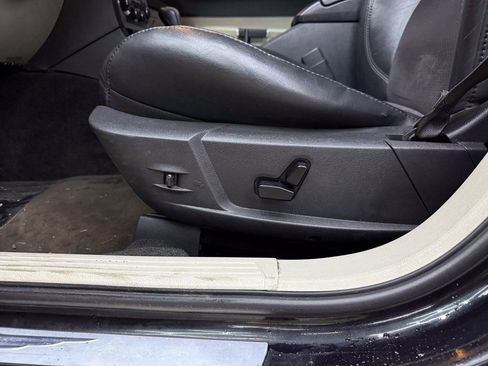 Used 2006 Chrysler 300 SRT8 w/ SRT Option Group II image 18