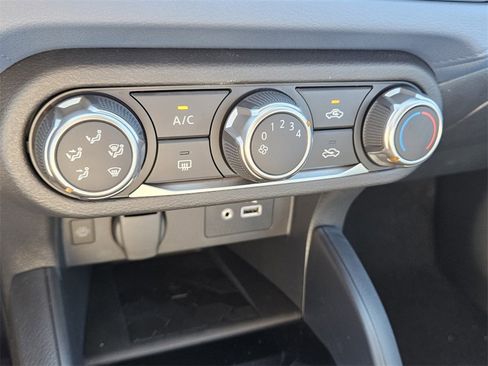 New 2025 Nissan Versa SV w/ Trunk Package image 20