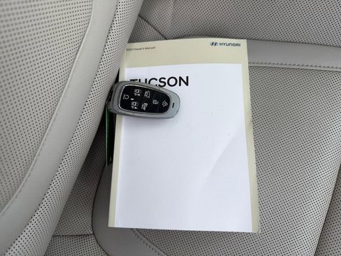 Certified 2022 Hyundai Tucson Limited w/ Winter Package image 33