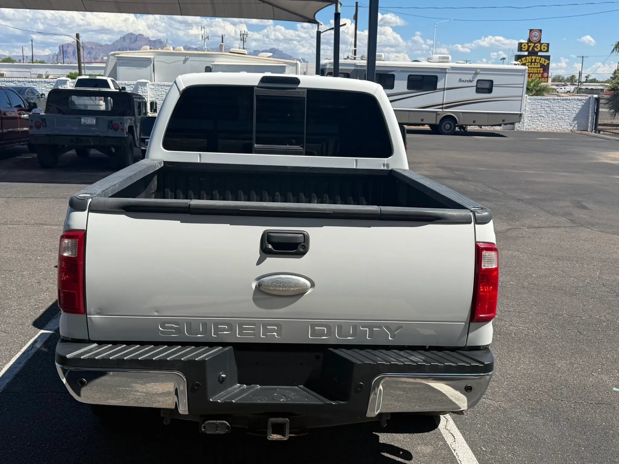 Used 2012 Ford F250 Lariat w/ Lariat Interior Pkg AWD/4WD image 6