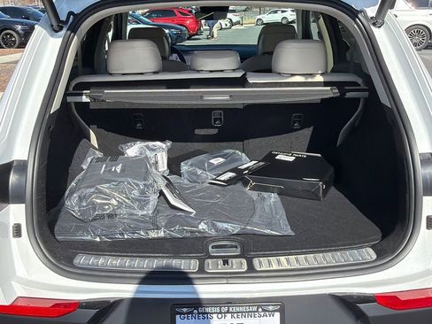 New 2026 Genesis GV70 2.5T AWD/4WD image 18