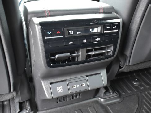 Used 2024 Acura MDX A-Spec AWD/4WD image 32