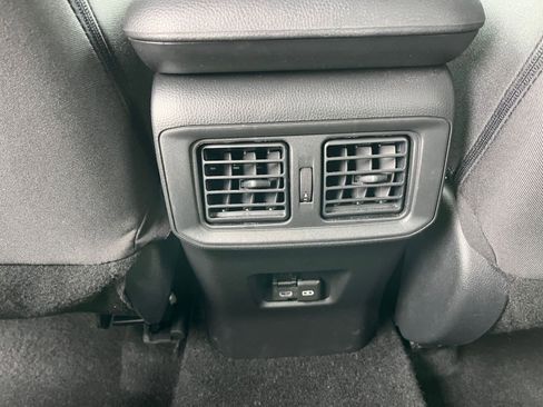 Used 2025 Toyota RAV4 XLE image 23