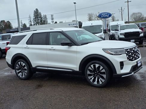 New 2026 Ford Explorer Platinum w/ LUX Leather Package image 10