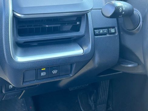 Used 2024 Toyota Prius LE image 32