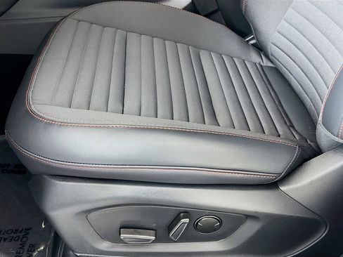 New 2026 Ford Explorer ST-Line w/ ST-Line Street Pack image 25