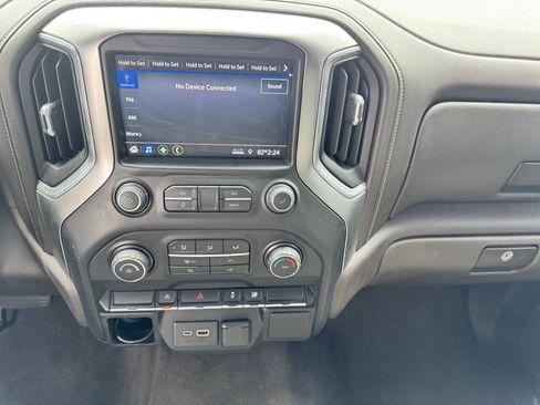 Used 2020 Chevrolet Silverado 1500 LT AWD/4WD image 23