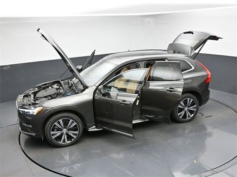 Used 2022 Volvo XC60 B6 Inscription w/ Advanced Package image 52