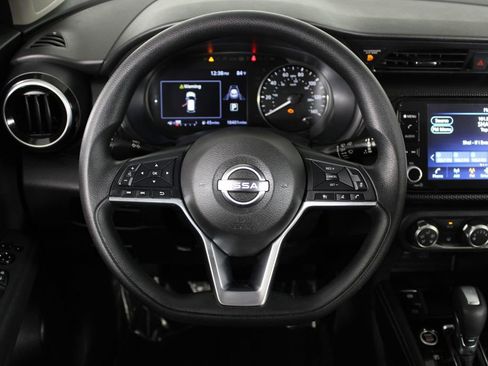 Certified 2024 Nissan Kicks SV image 10