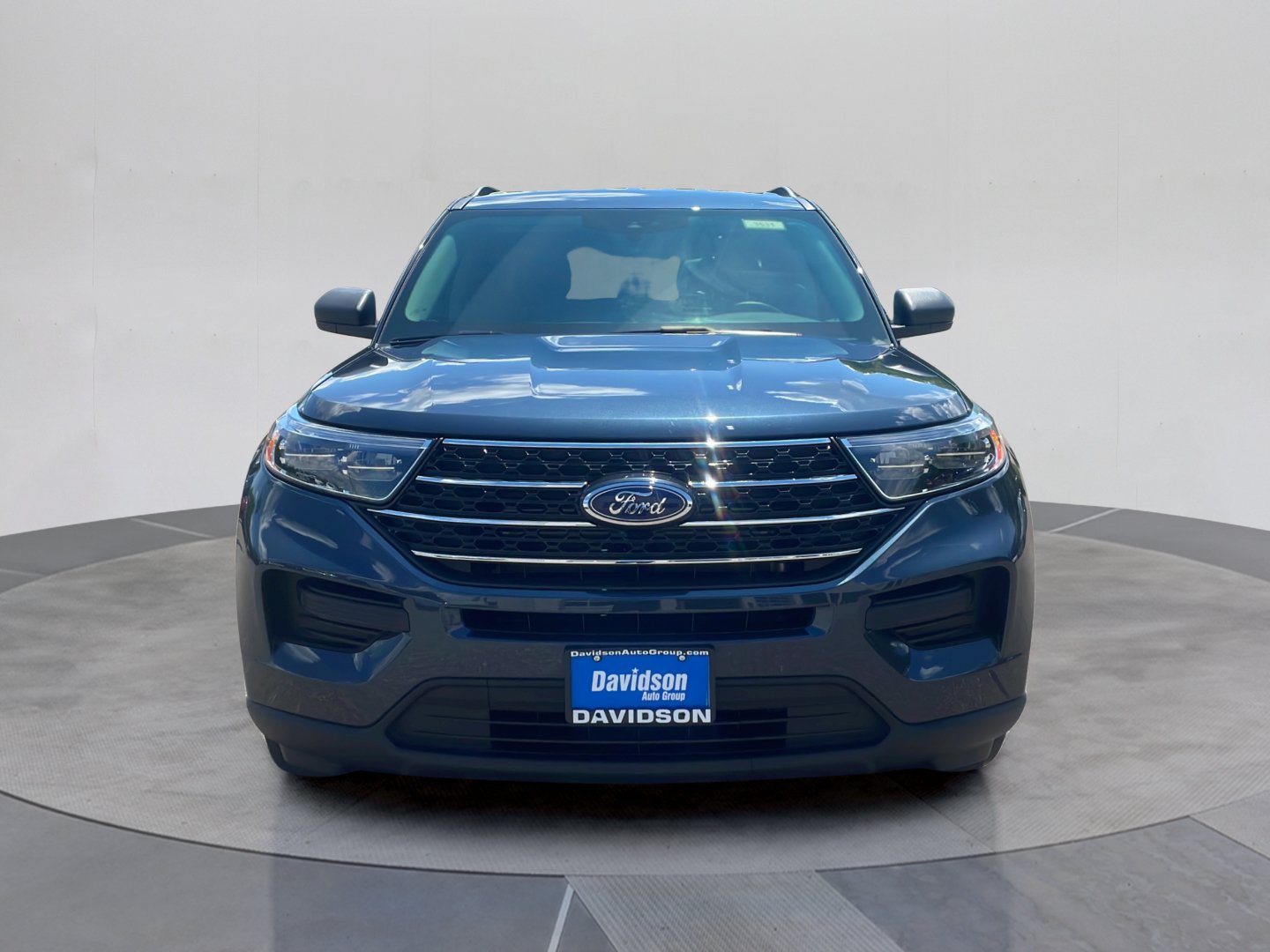Certified 2024 Ford Explorer XLT AWD/4WD image 9