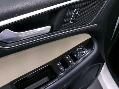 Used 2020 Ford Edge SEL w/ Convenience Package AWD/4WD image 22
