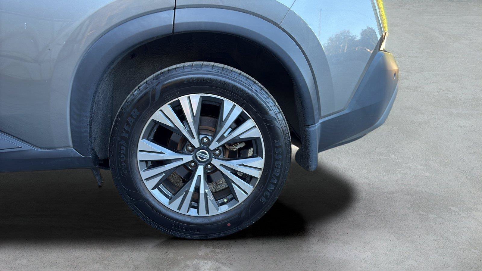 Used 2021 Nissan Rogue SV w/ Premium Package AWD/4WD image 25