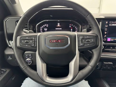 Used 2024 GMC Sierra 1500 SLT w/ SLT Premium Plus Package AWD/4WD image 17