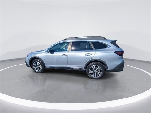Used 2021 Subaru Outback Limited image 5