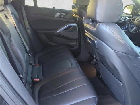 Used 2021 BMW X6 sDrive40i w/ Executive Package RWD image 26