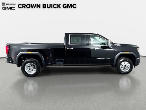 New 2026 GMC Sierra 3500 Denali w/ Denali Reserve Package AWD/4WD image 4