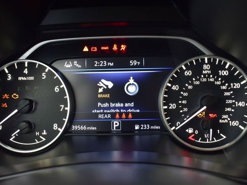 Used 2023 Nissan Murano Platinum image 10