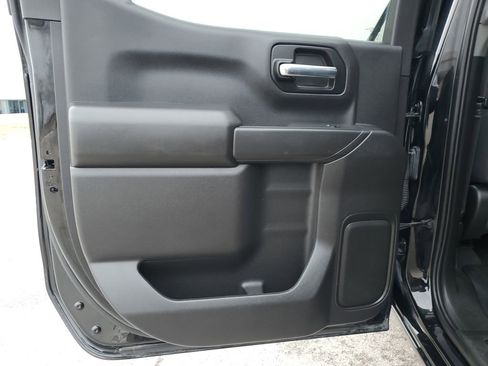 Used 2023 Chevrolet Silverado 1500 Custom Trail Boss image 17