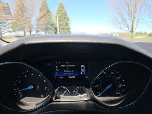 Used 2015 Ford Focus Titanium image 24