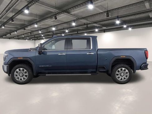 Used 2020 GMC Sierra 2500 Denali w/ Denali Ultimate Package AWD/4WD image 6