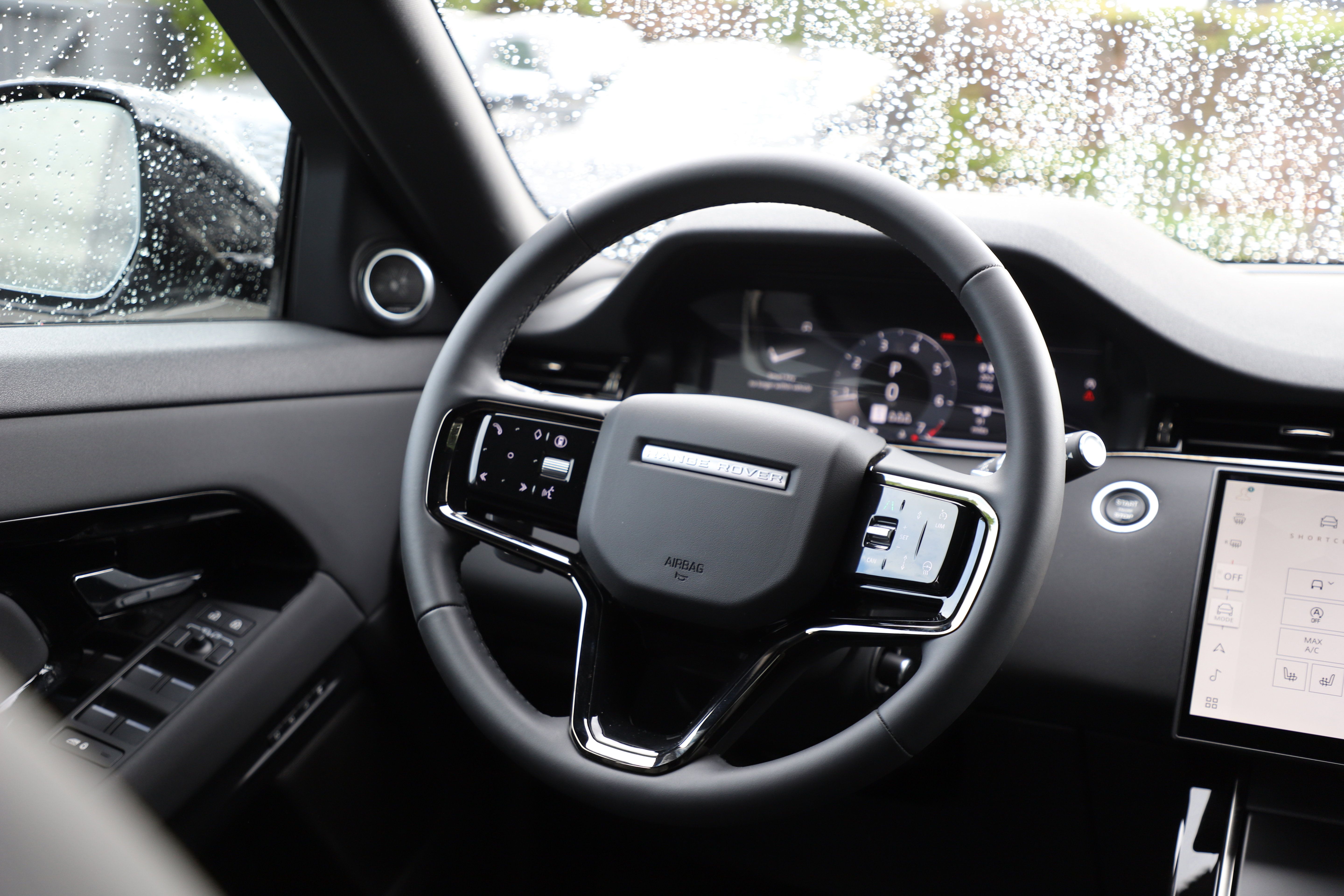 Certified 2026 Land Rover Range Rover Evoque S AWD/4WD image 19