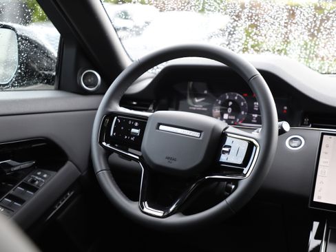 Certified 2026 Land Rover Range Rover Evoque S AWD/4WD image 19
