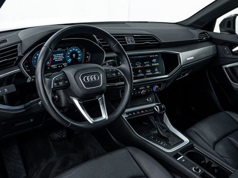 Certified 2023 Audi Q3 2.0T Premium Plus w/ Premium Plus Package image 9