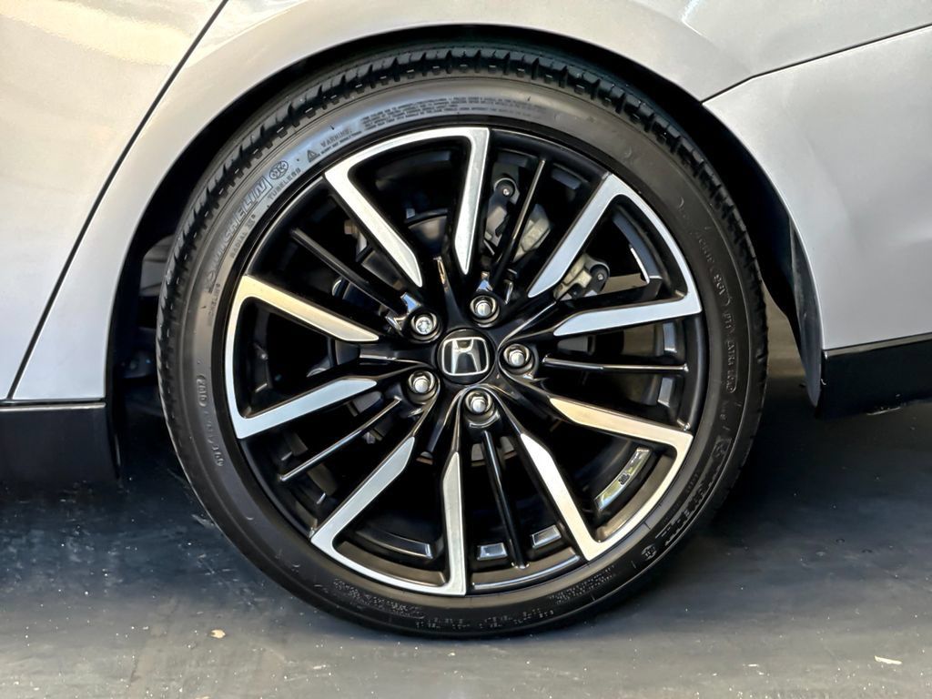 Used 2024 Honda Accord Touring image 24