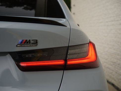 Used 2025 BMW M3 Competition w/ Executive Package RWD image 6