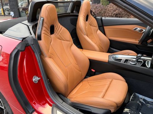 Used 2020 BMW Z4 sDrive30i w/ M Sport Package image 31