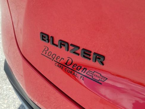 Certified 2023 Chevrolet Blazer LT w/ Midnight/Sport Edition FWD image 5