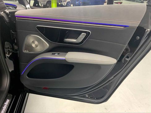 Certified 2023 Mercedes-Benz EQS 580 4MATIC Sedan image 12