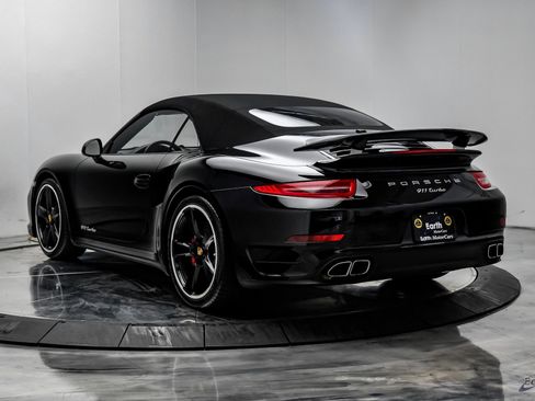 Used 2015 Porsche 911 Turbo image 10