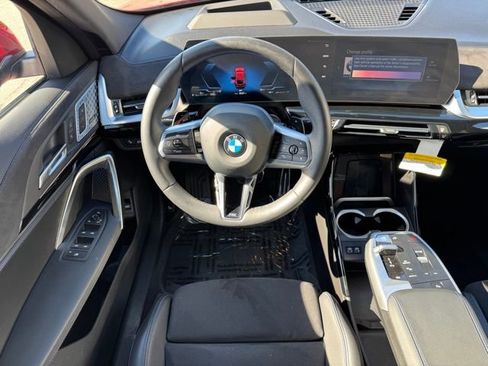 Certified 2025 BMW X2 xDrive28i w/ Premium Package image 16