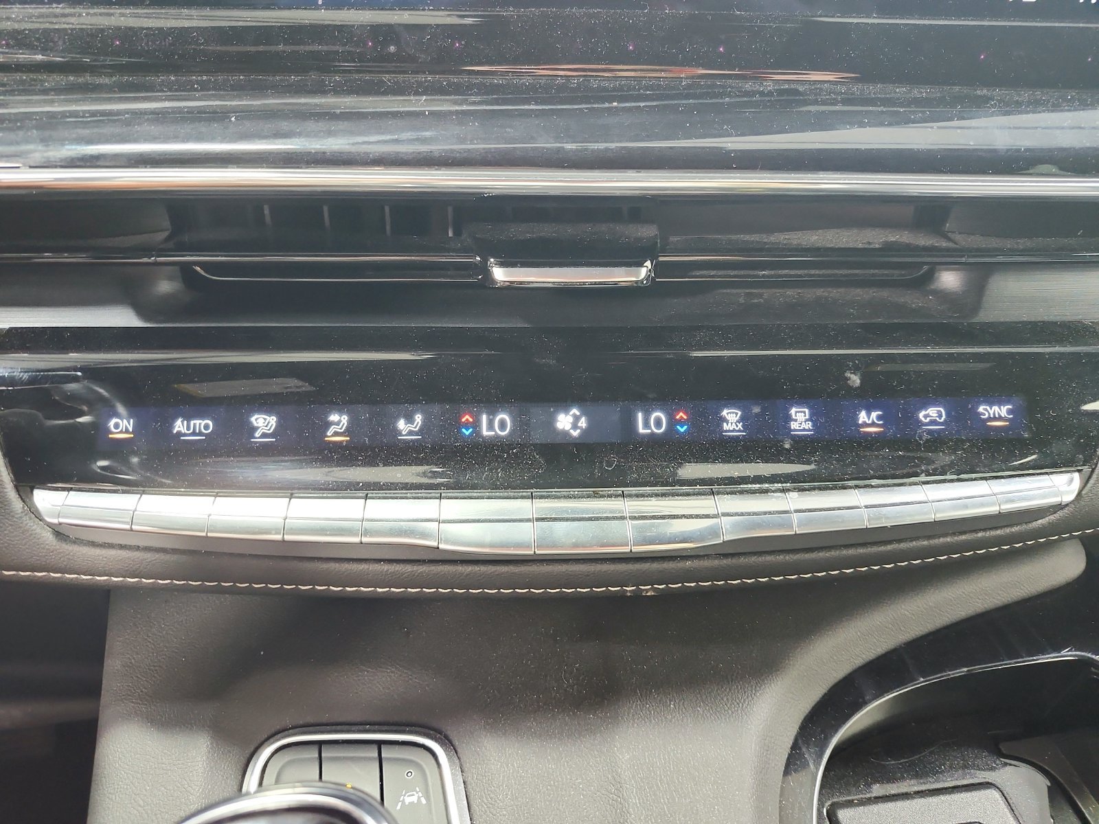 Used 2023 Cadillac Escalade Sport AWD/4WD image 20