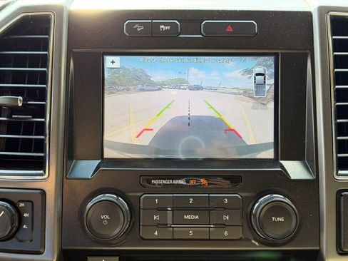 Used 2017 Ford F150 XLT w/ Equipment Group 302A Luxury AWD/4WD image 15
