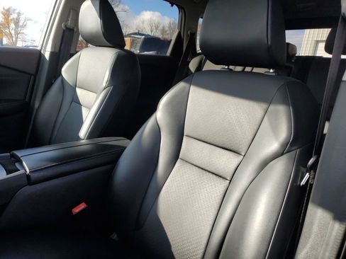 Used 2022 Nissan Rogue SV w/ SV Premium Package image 27