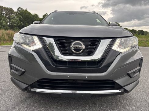 Used 2020 Nissan Rogue SV AWD/4WD image 4