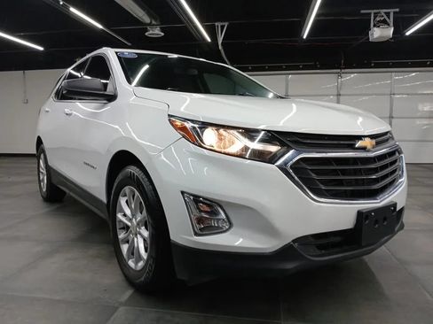 Used 2019 Chevrolet Equinox LS w/ LS Convenience Package FWD image 44