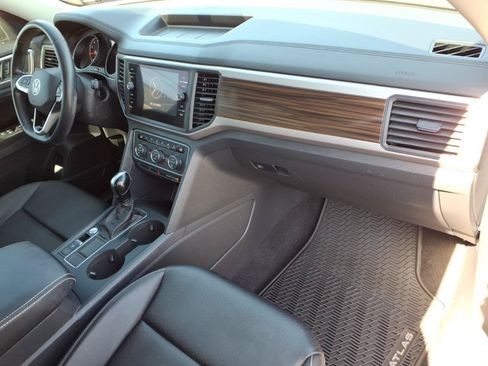 Used 2021 Volkswagen Atlas SE FWD image 10