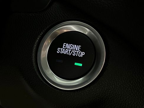 Used 2024 Chevrolet Equinox LT image 21