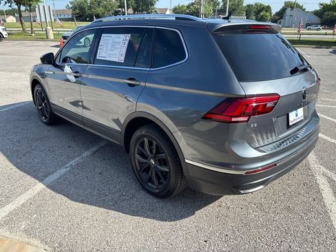 Used 2024 Volkswagen Tiguan SE AWD/4WD image 22