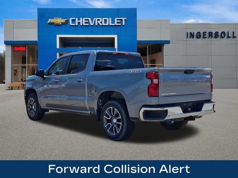 Used 2024 Chevrolet Silverado 1500 LT AWD/4WD image 25