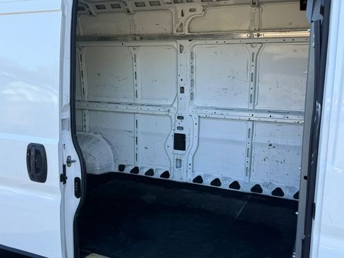 Used 2020 RAM ProMaster 2500 image 24