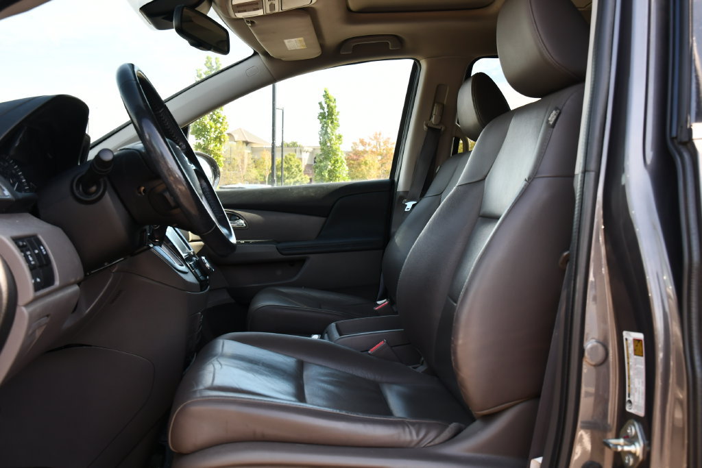 Used 2016 Honda Odyssey Touring Elite image 15