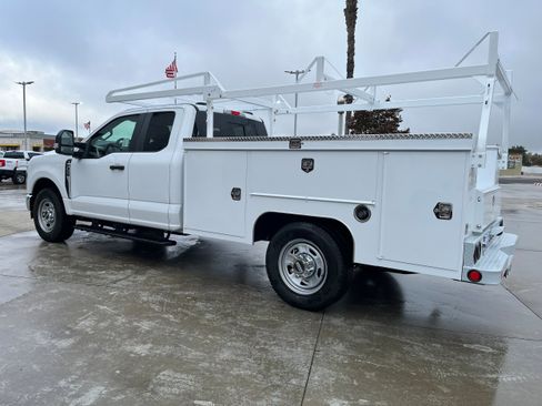 New 2026 Ford F350 XL w/ XL Chrome Package RWD image 2