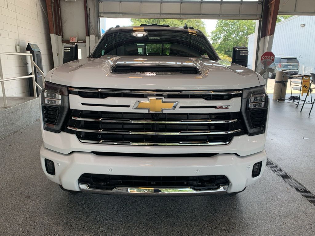 New 2026 Chevrolet Silverado 2500 LT w/ Z71 Chrome Sport Edition AWD/4WD image 2