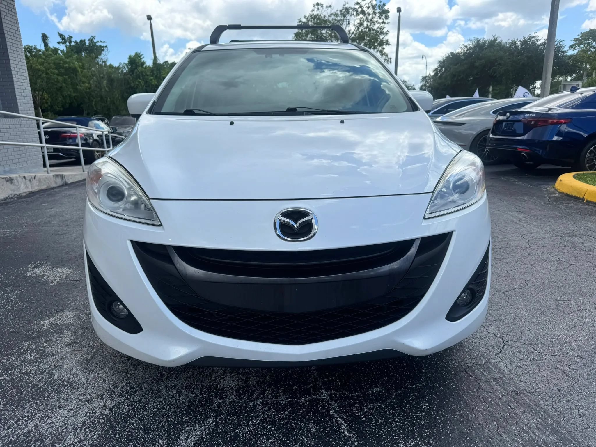 Used 2012 MAZDA MAZDA5 Grand Touring FWD image 4
