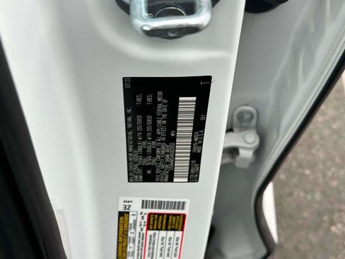 Used 2024 Toyota Grand Highlander AWD image 18